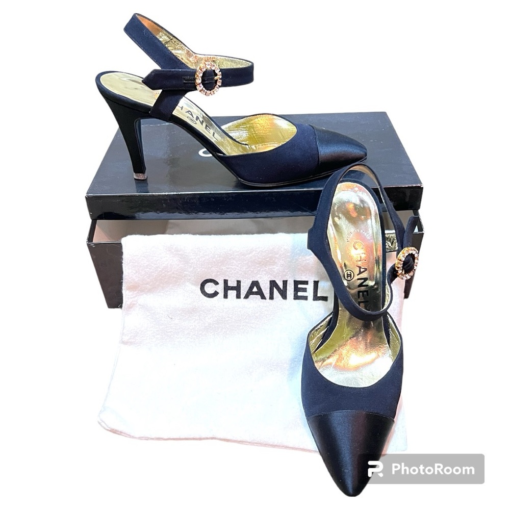Vintage 1992 Chanel Heels Two-Tone w/ Rhinestone Buckles Size 7.5 / 6.5
